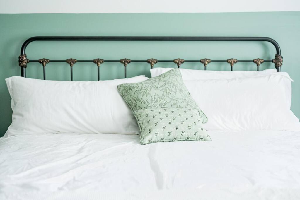 شقة The Long Run - 2 Ca King Sized Beds+ - Sleeps 8-10 لينشبرج المظهر الخارجي الصورة